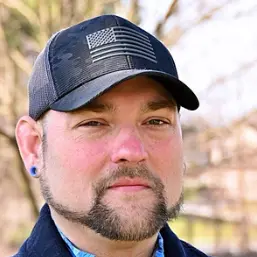 A profile picture of Thomas Johnson.