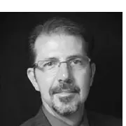 A profile picture of Gary Warnock.