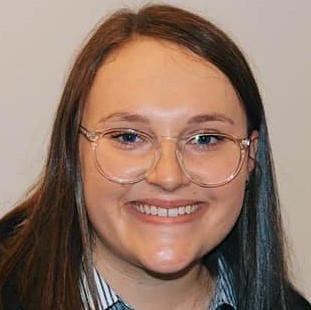 A profile picture of Audrey Maloof.