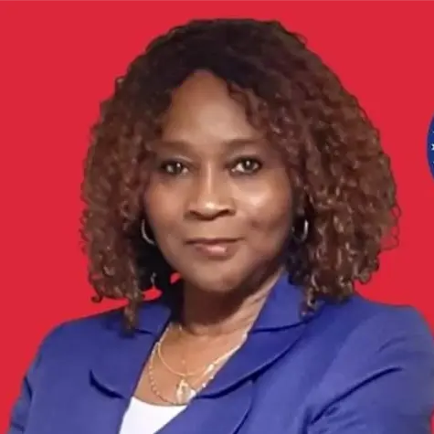 A profile picture of Linda S. Ross.