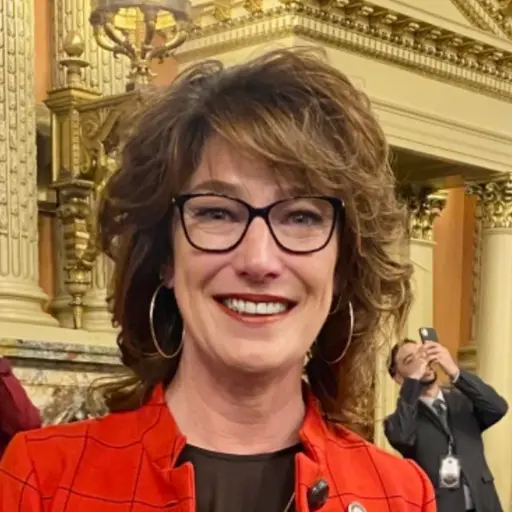 A profile picture of Marylouise Isaacson.