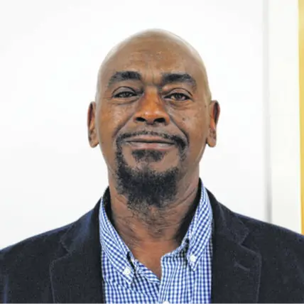 A profile picture of Melvin Ellison.