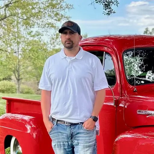 A profile picture of Scott J. Haynes.