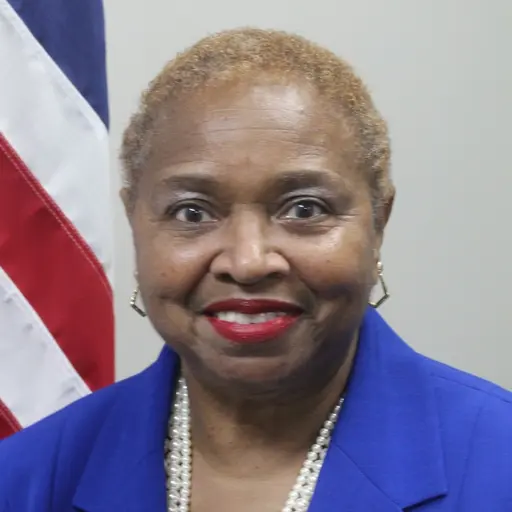 A profile picture of Gwendolyn Harris.