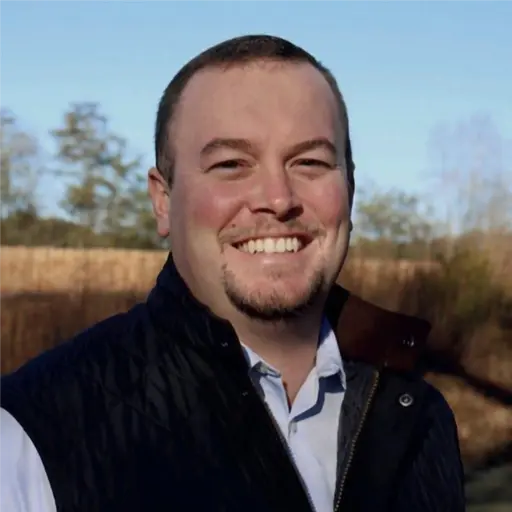 A profile picture of Thomas Sands.