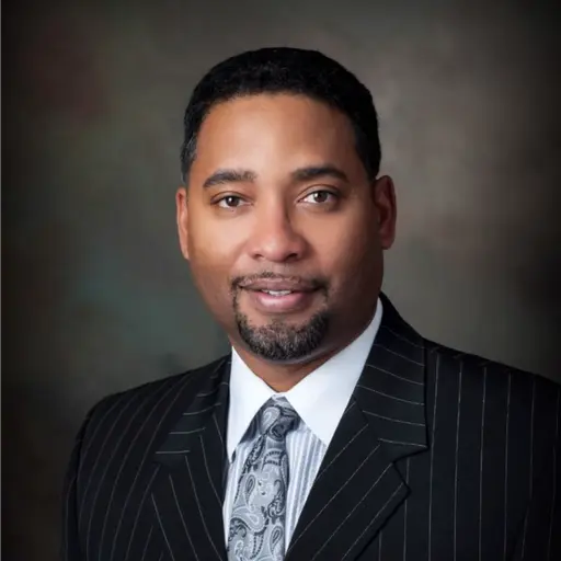 A profile picture of Kelvin Edwards.