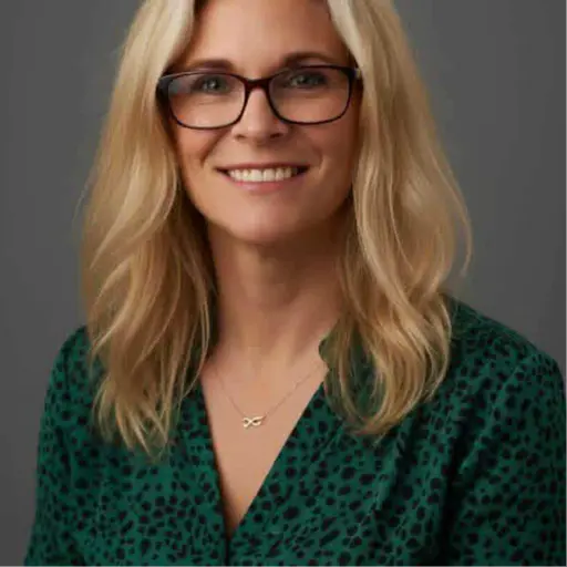 A profile picture of Hollie Smith.