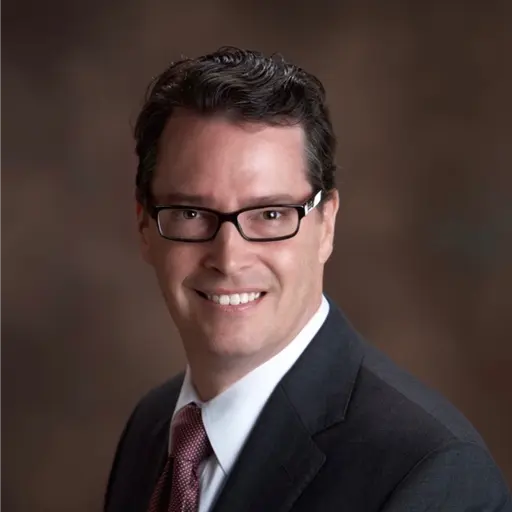 A profile picture of Craig Collins.