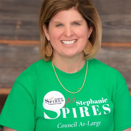 A profile picture of Stephanie Aschmann Spires.