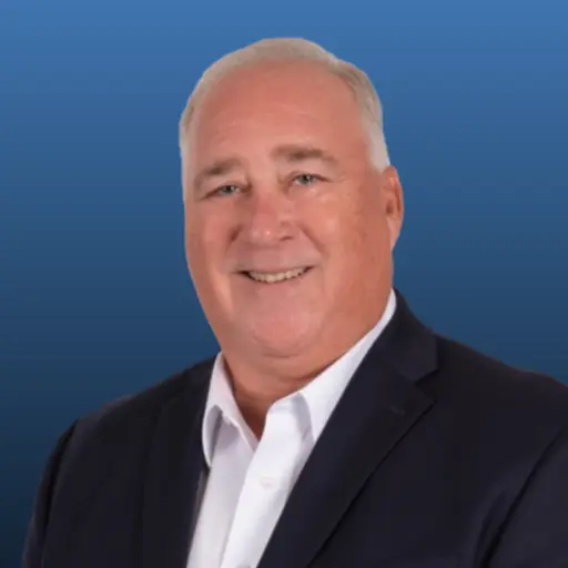 A profile picture of Mark Russell.