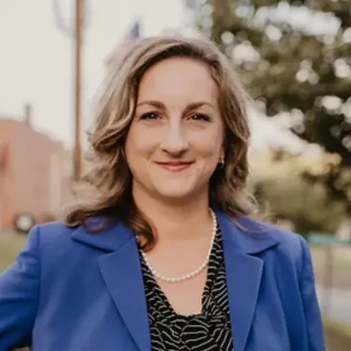 A profile picture of Kathy Kiser Shinault.