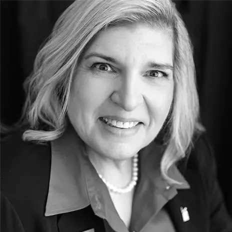 A profile picture of Vickie Adamson.