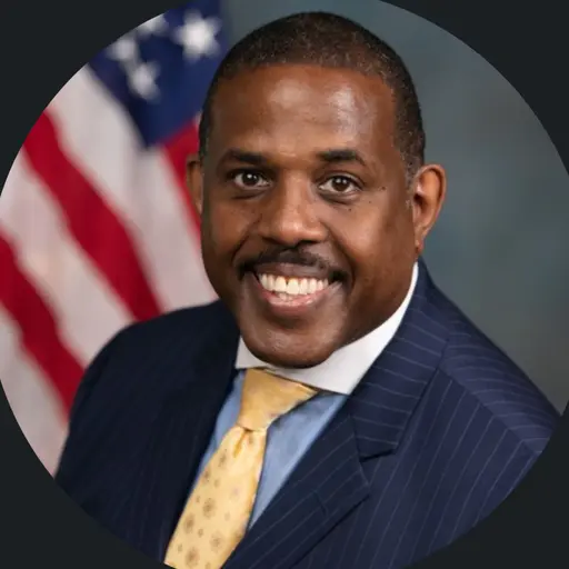 A profile picture of Kevin S. Parker.