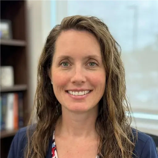 A profile picture of Allison Kenny.