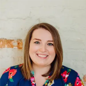 A profile picture of Elizabeth Rauch.