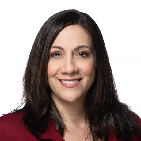 A profile picture of Julie O'Coners.