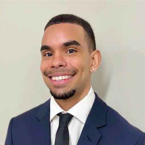 A profile picture of Joshua Taveras.