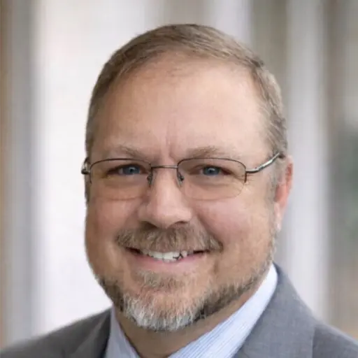 A profile picture of Dan Sipple.