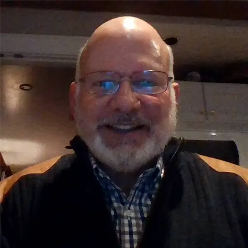 A profile picture of Hal SNOWDEN JR..