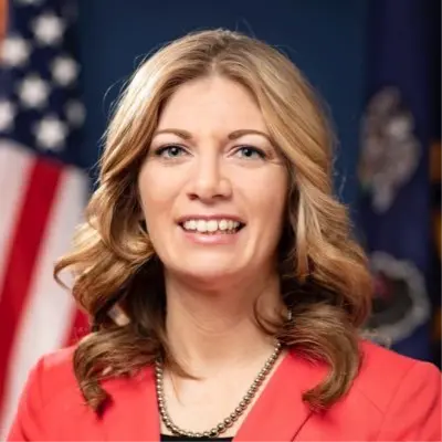 A profile picture of Katie Muth.